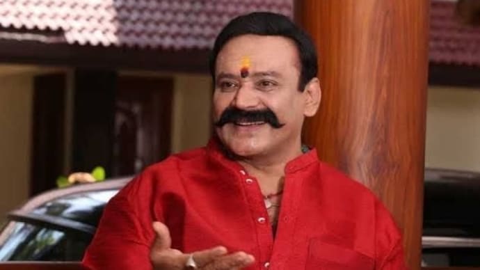 Malayalam actor Santhosh Nair met with a road accident and died after suffering a heart attack during treatment. Santhosh Nair's photo