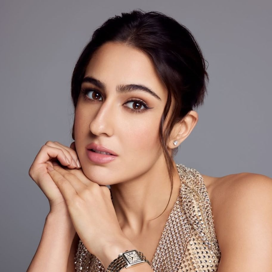 3 brownies, 2 pizzas a day: Sara Ali Khan’s diet before dramatic 45 kg weight loss