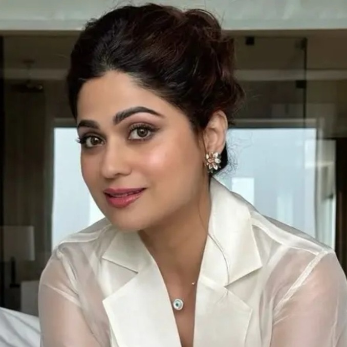 Shamita Shetty has savage reply to troll questioning her single life at 47