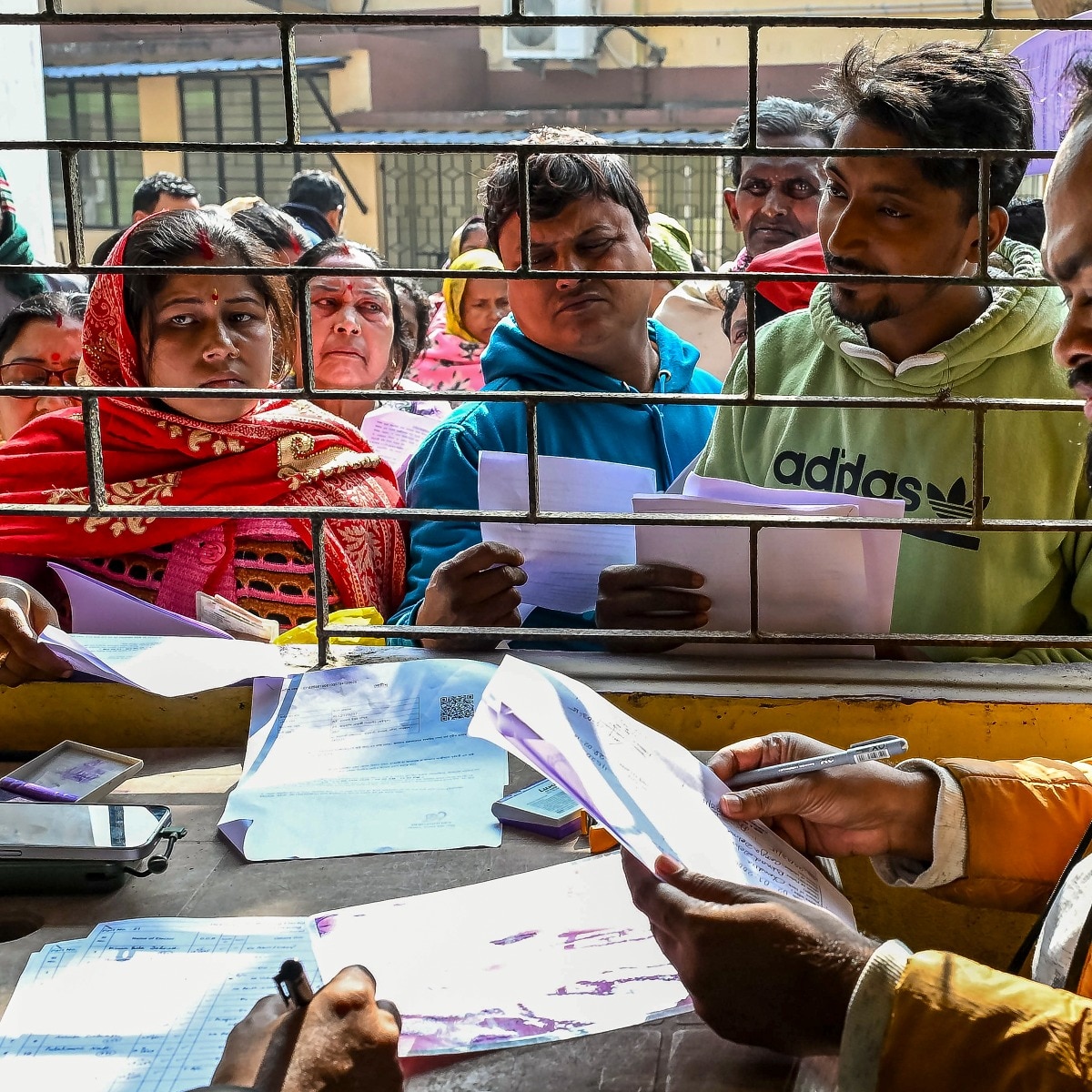 Supreme Court upholds SIR, says it doesn't obstruct free and fair polls