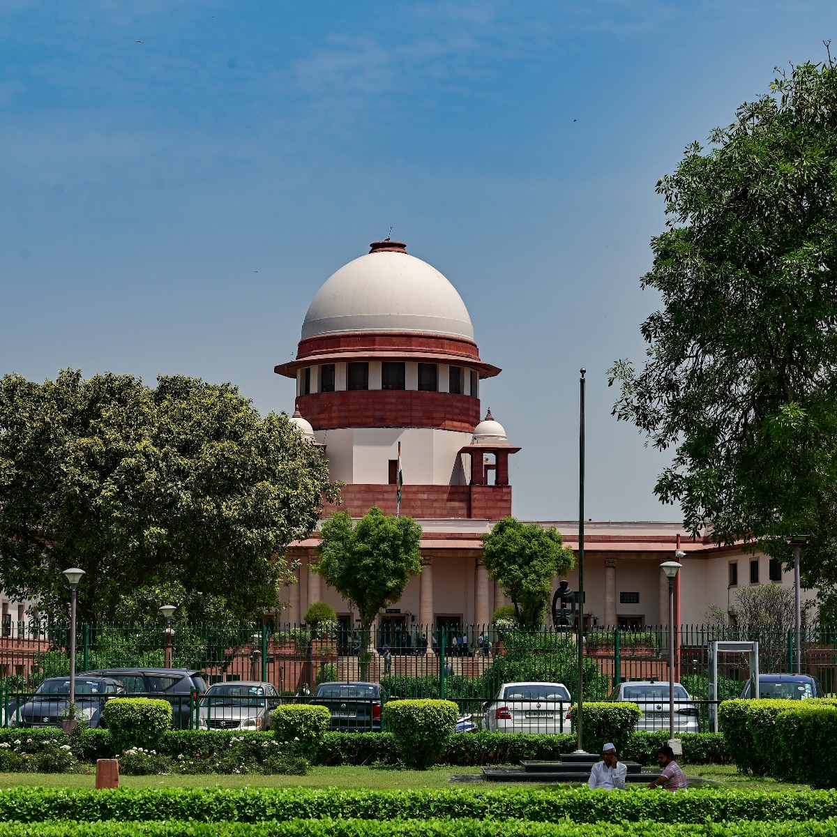 Supreme Court seeks Centre reply on Gujarat AAP plea on social media suspension