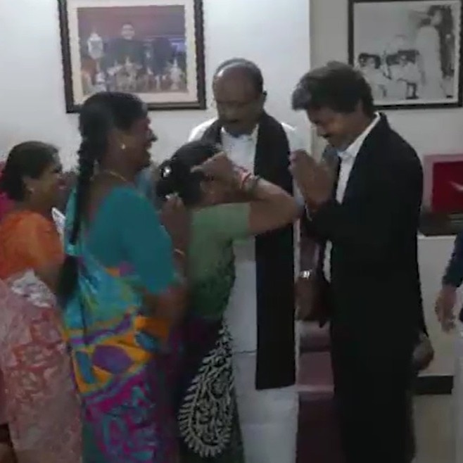 They voted for whistle: Vijay visits Vaiko, his domestic helps can't keep calm