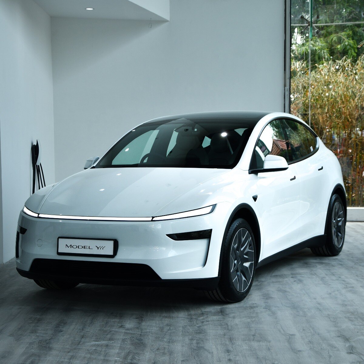 Tesla strengthens presence in India, opens Experience Center in Bengaluru's Whitefield