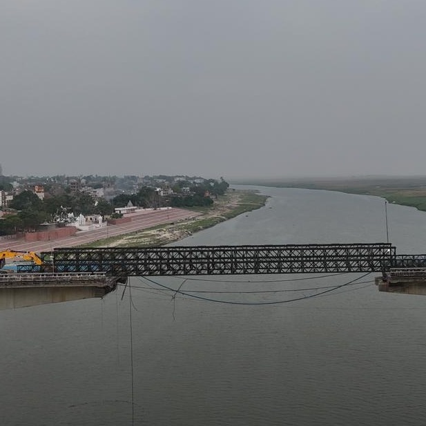 Collapsed Bihar bridge gets a bridge to bridge it