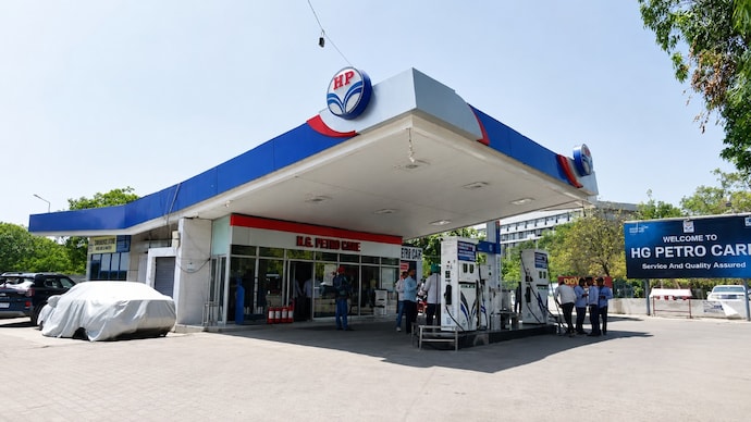 The HG Petro Care in Chandigarh said the temporary limits were imposed voluntarily due to low stock levels. (Photo: India Today) The HG Petro Care in Chandigarh said the temporary limits were imposed voluntarily due to low stock levels. (Photo: India Today)