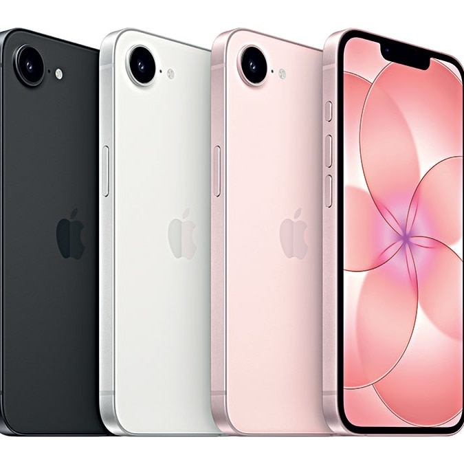 iPhone 17e | Vintage outside, future inside