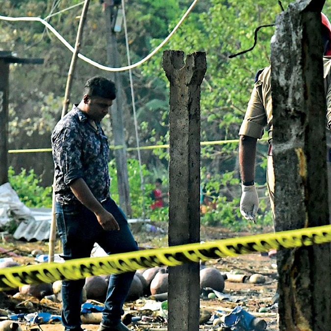 Kerala | Funeral pyrotechnics