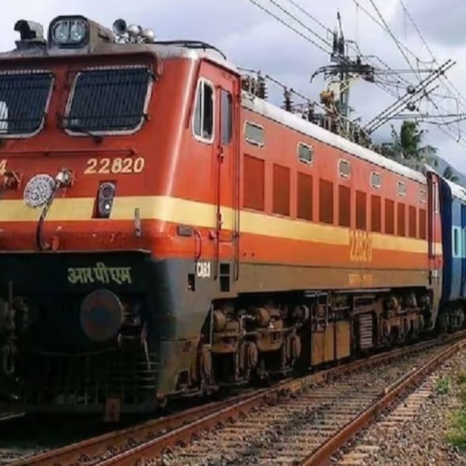 Man dies by suicide inside women’s coach of Danapur–Pune train