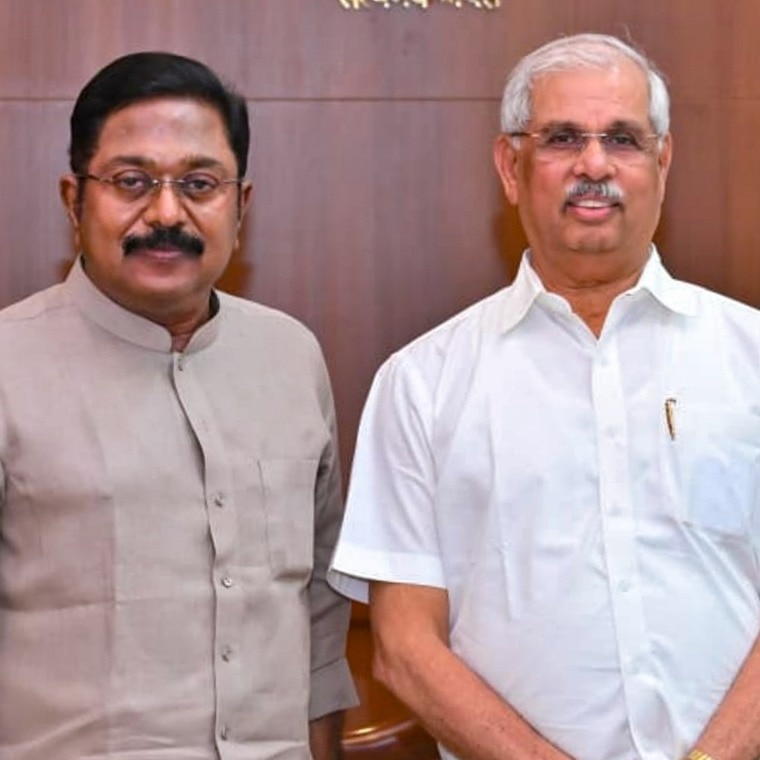 TTV Dhinakaran, Vijay