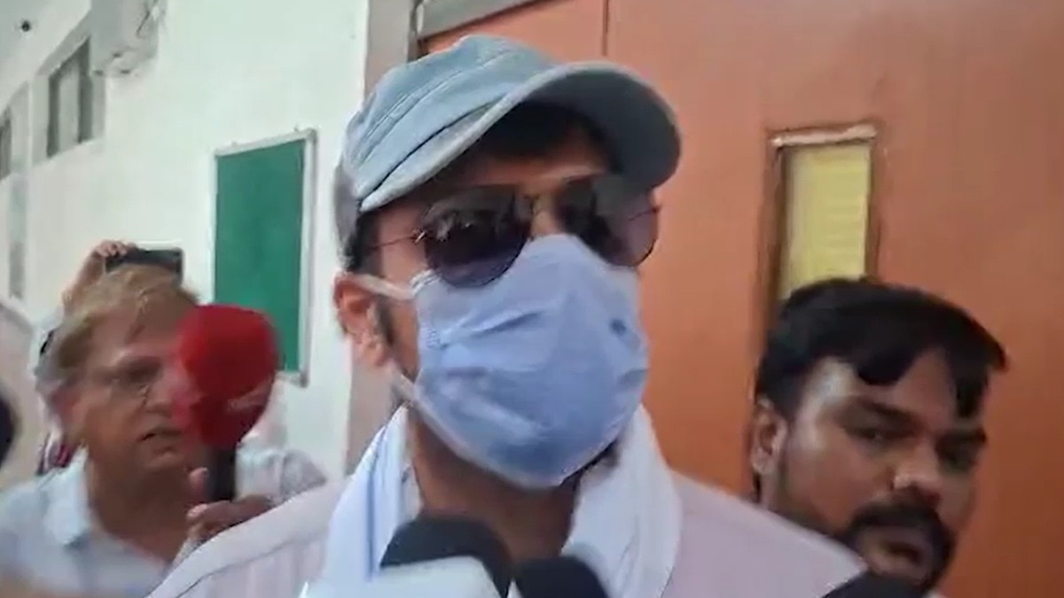Are you criminal: Twisha's husband's chaotic surrender drama at Jabalpur court