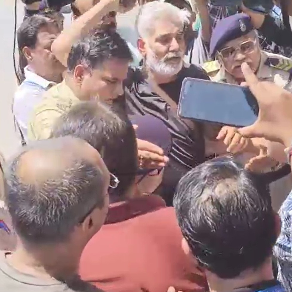 Twisha Sharma family protests outside CM House, demands fresh post-mortem