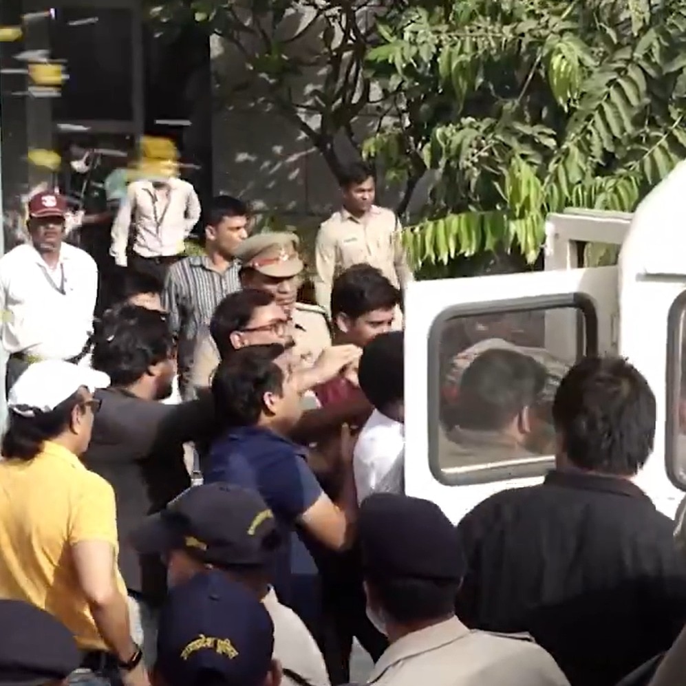 Twisha Sharma death case: Mortal remains of Twisha Sharma are being taken from AIIMS Bhopal to the cremation ground at Bhadbhada for the last rites.
