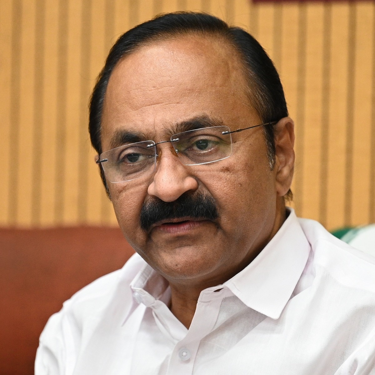 Full Vande Mataram rendition not mandatory, only guidelines exist: Kerala CM
