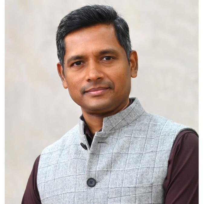 Why the furore over Rathan Kelkar’s appointment as secretary to Kerala CM Satheesan