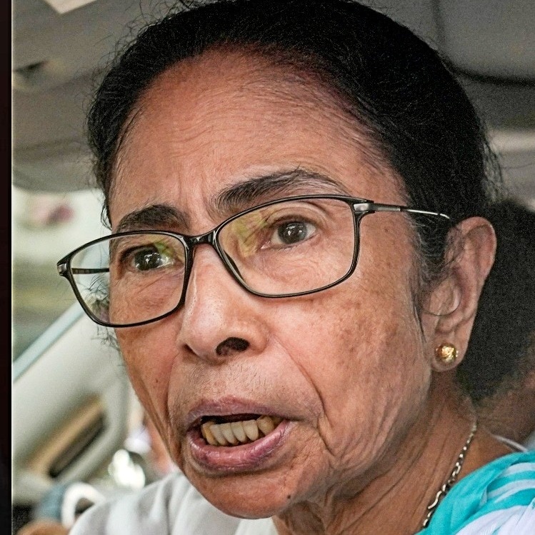 Vivek Agnihotri reacts to Bengal upset, recalls Mamata Banerjee's alleged 'assault'