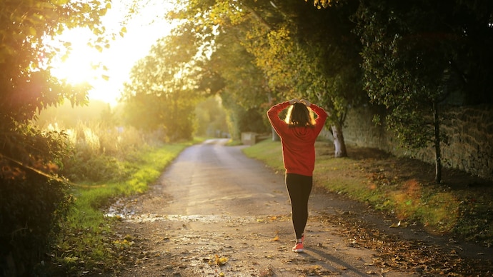 Daily walking may help stop weight regain after weight loss, study finds