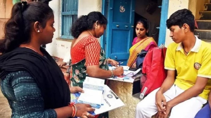People living away from home for work or study will be counted in the city where they currently stay during Census 2026 to avoid double counting and ensure accurate population data. State Census
