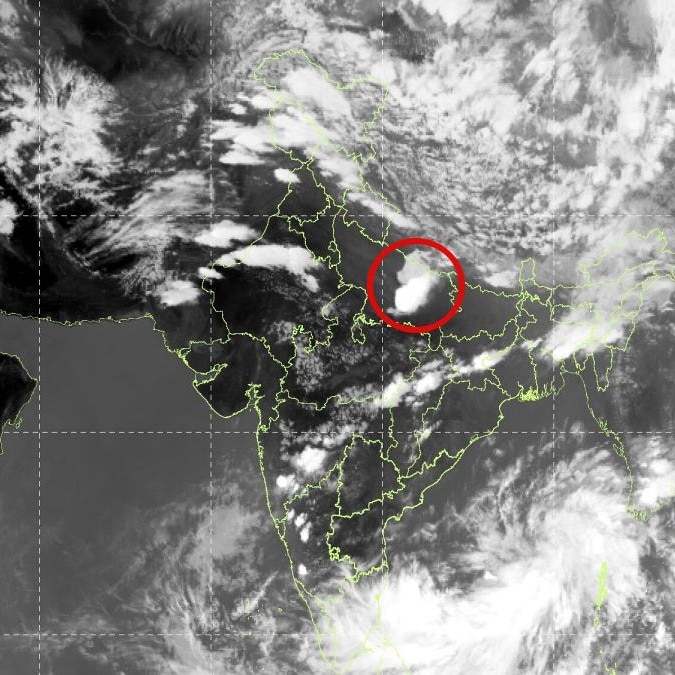 Satellite captures lone powerful thunderstorm sweeping across UP