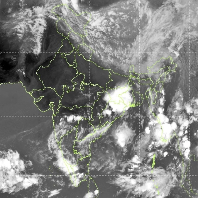 Western disturbance to roll in, monsoon to advance on Thursday