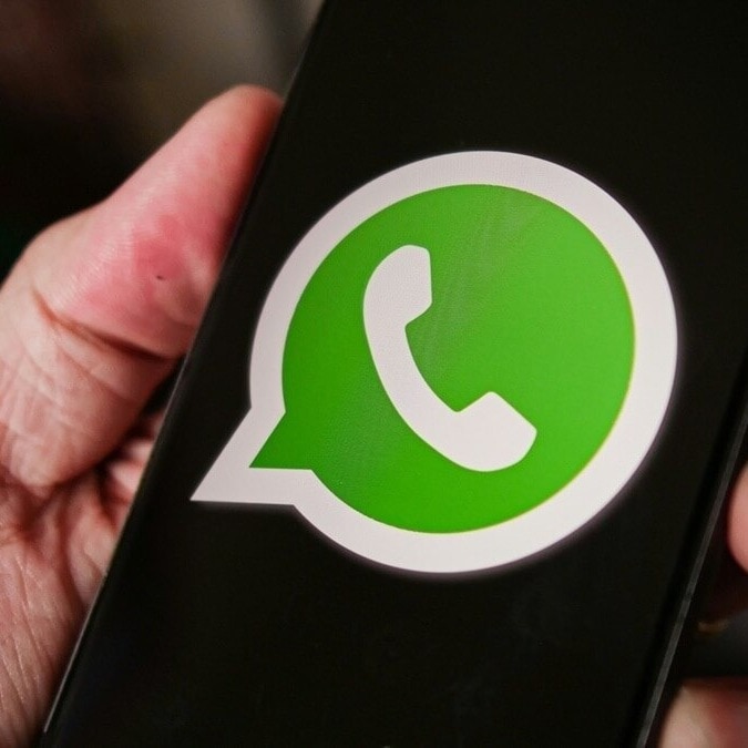 WhatsApp Channel admins can now share temporary photo and video as status