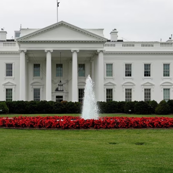 Secret Service probes reports of gunfire near White House