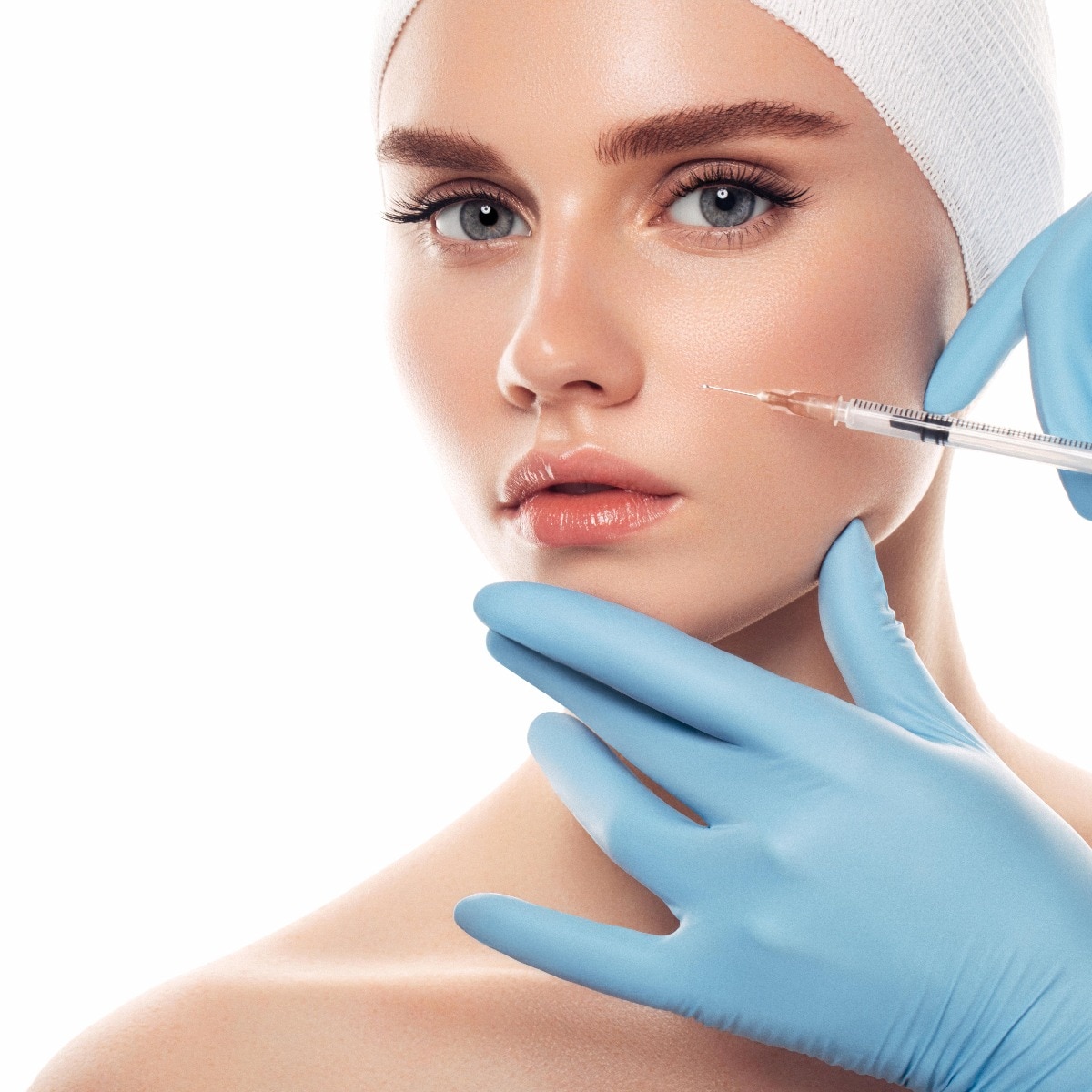 The best form of administering glutathione if you want your skin to glow, tanning to reduce, pigmentation to show, etc. is through injections. 