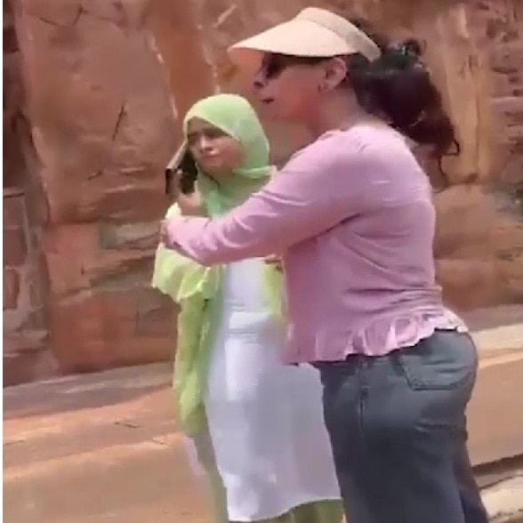 Woman walks into Karnataka temple with shoes on, tourist lashes out at her
