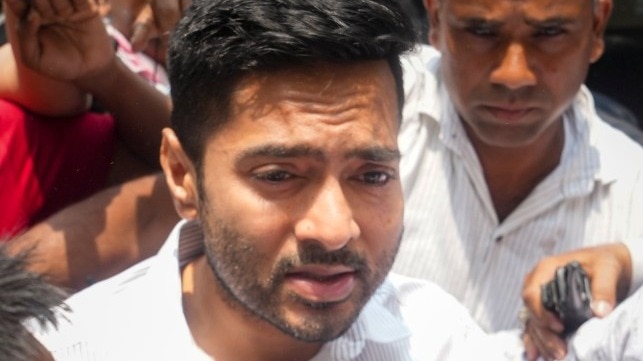 ED questions Abhishek Banerjee for 11 hours in teacher recruitment scam