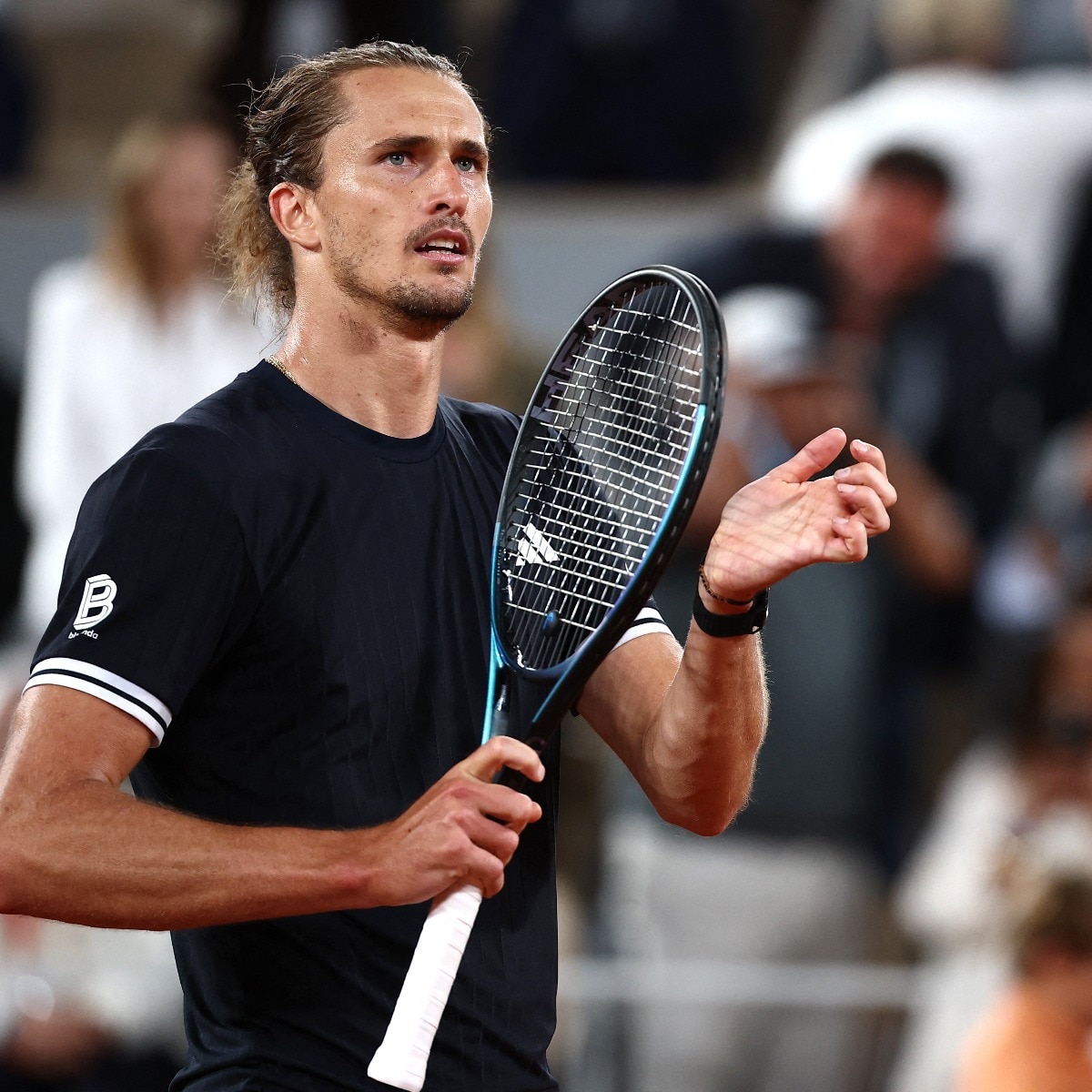 Zverev overcomes teen scare to enter French Open semi-finals