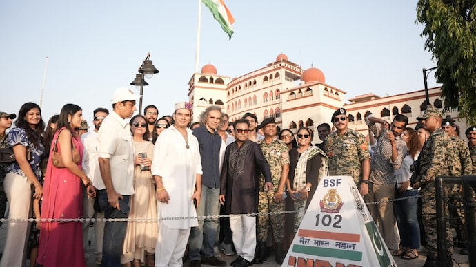 AR Rahman performs at the Attari Border. AR Rahman