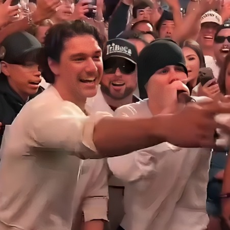 Belmont Cameli steals a slice of The Kid LAROI's spotlight in viral concert moment