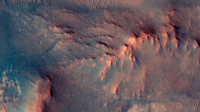 Can you spot Nasa's Perseverance rover in this latest pic from Mars? Hint inside