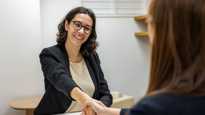 Candidate's interview ended before it began. Reason? 5 words on her T-shirt