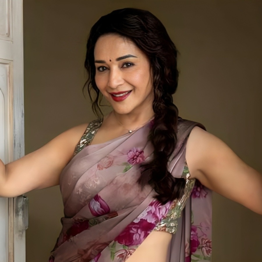 Choli Ke Peeche patriarchy hai: How Madhuri Dixit's blouse fights sexism in Maa Behen