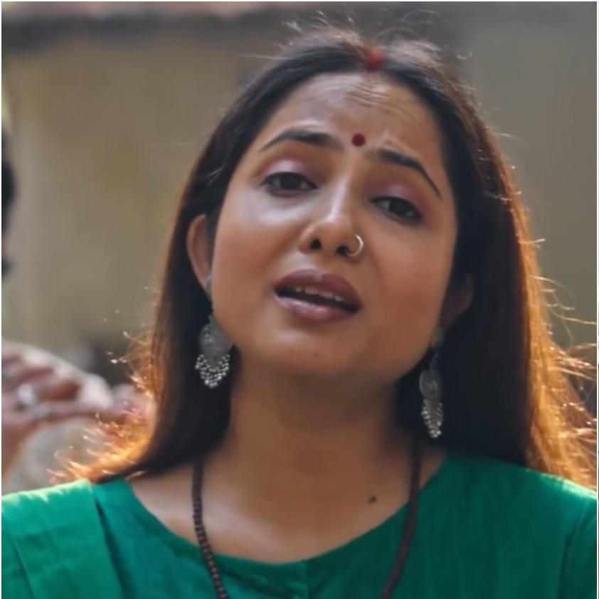 Indian Idol rejected Deepali Sahay is now viral voice of Tere Paas Main | Interview