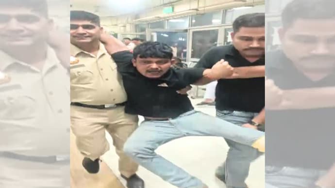 Delhi girl rape-murder accused, Bablu, resumed work after dumping body, police said.