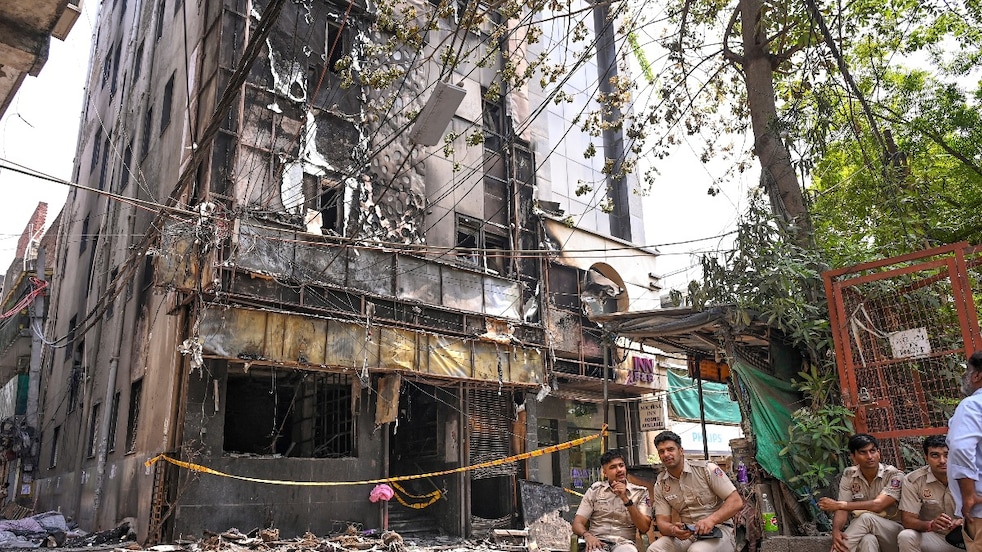 Delhi malviya nagar hotel