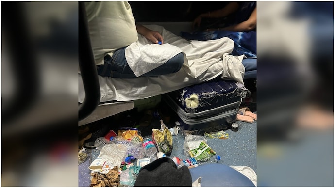 Delhi man explains why he stayed silent after co-passenger littered train