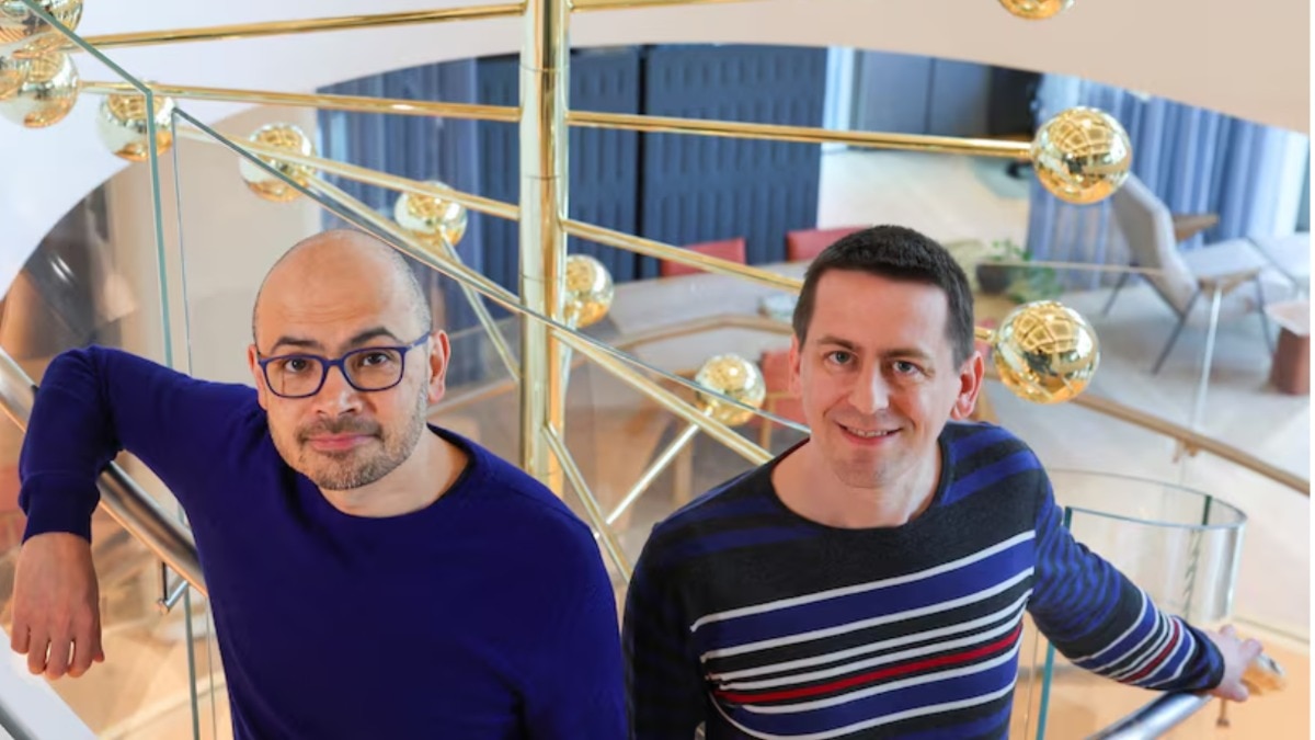 Nobel Prize-winning AI scientist John Jumper leaves Google DeepMind for Anthropic