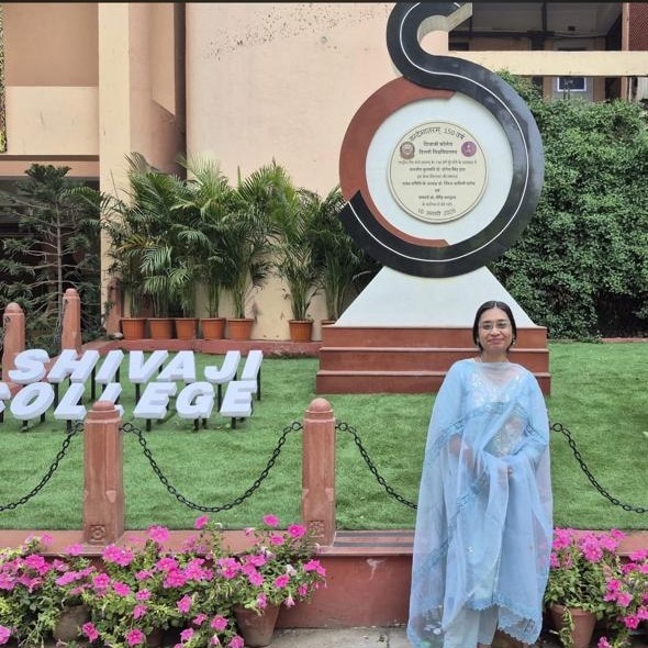 DU professor found dead in her locked apartment, murder suspected