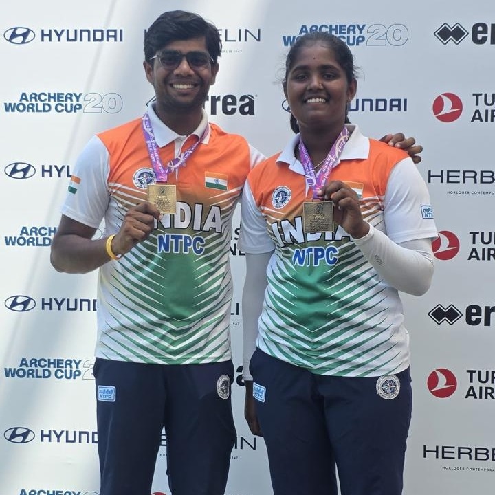 Dhiraj, Kumkum shine as India shock Korea to win World Cup archery gold