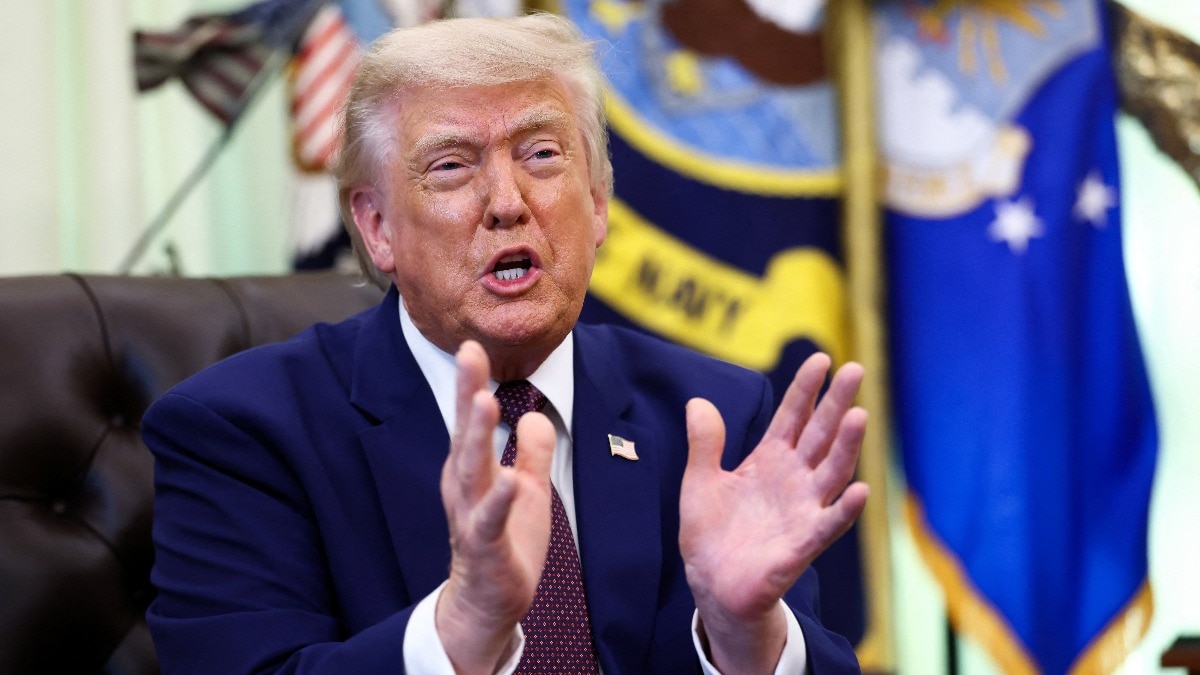 US House backs resolution to end Iran war, 3 Republicans give support