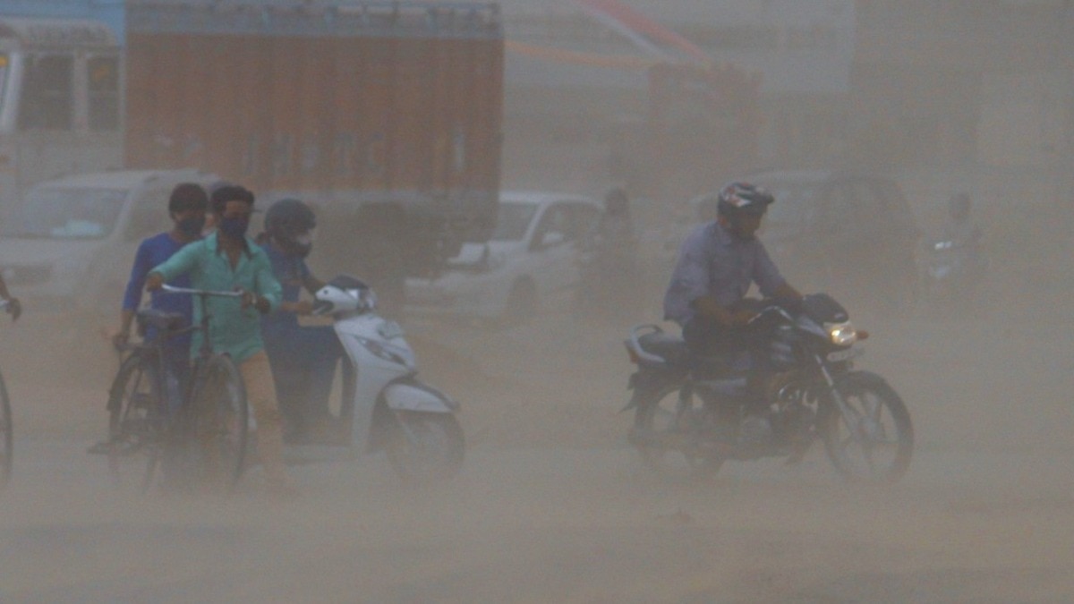 Delhi dust storm, Palam wind speed hits 120 kmph, matches 2001 record