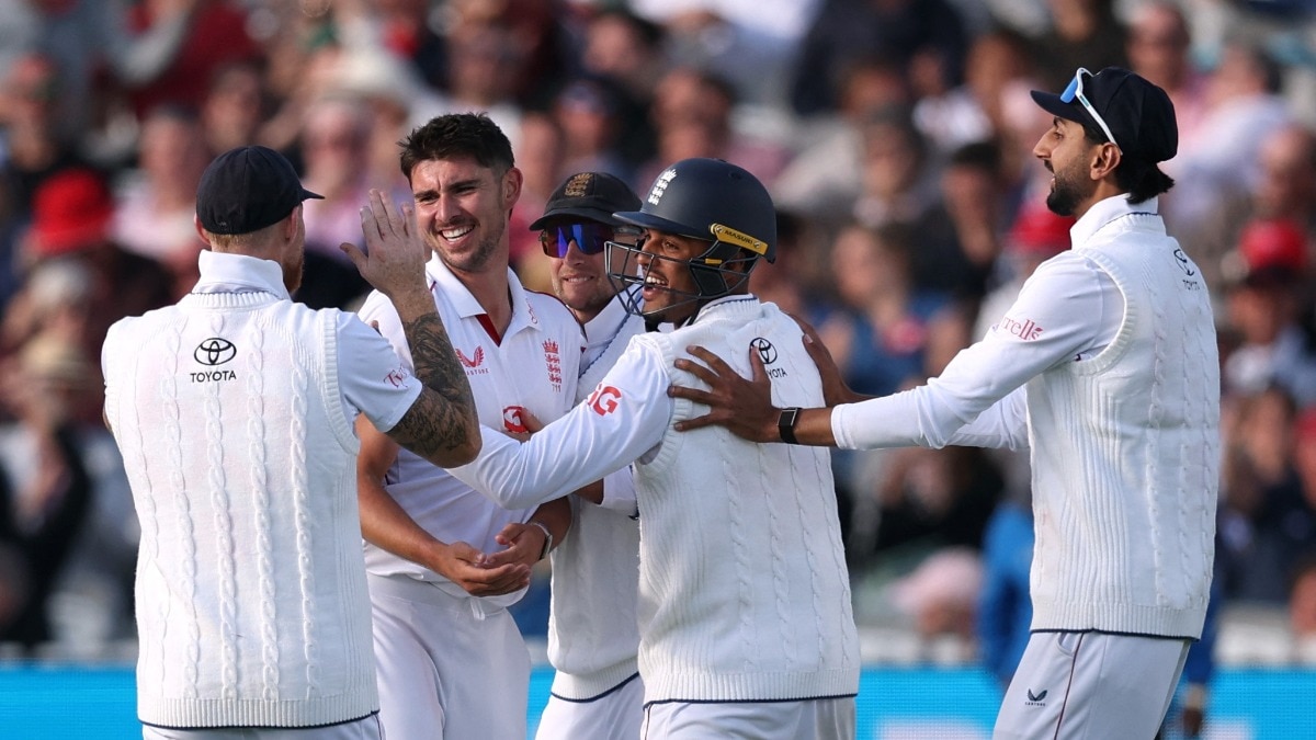 New Zealand in deep trouble in Lord's Test as England smell victory