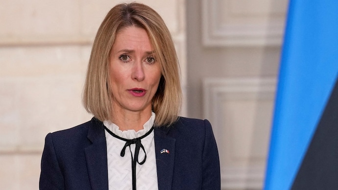 Sanctions include oil price cap freeze and wider trade restrictions. (Photo: File/Reuters) EU Bans Russia