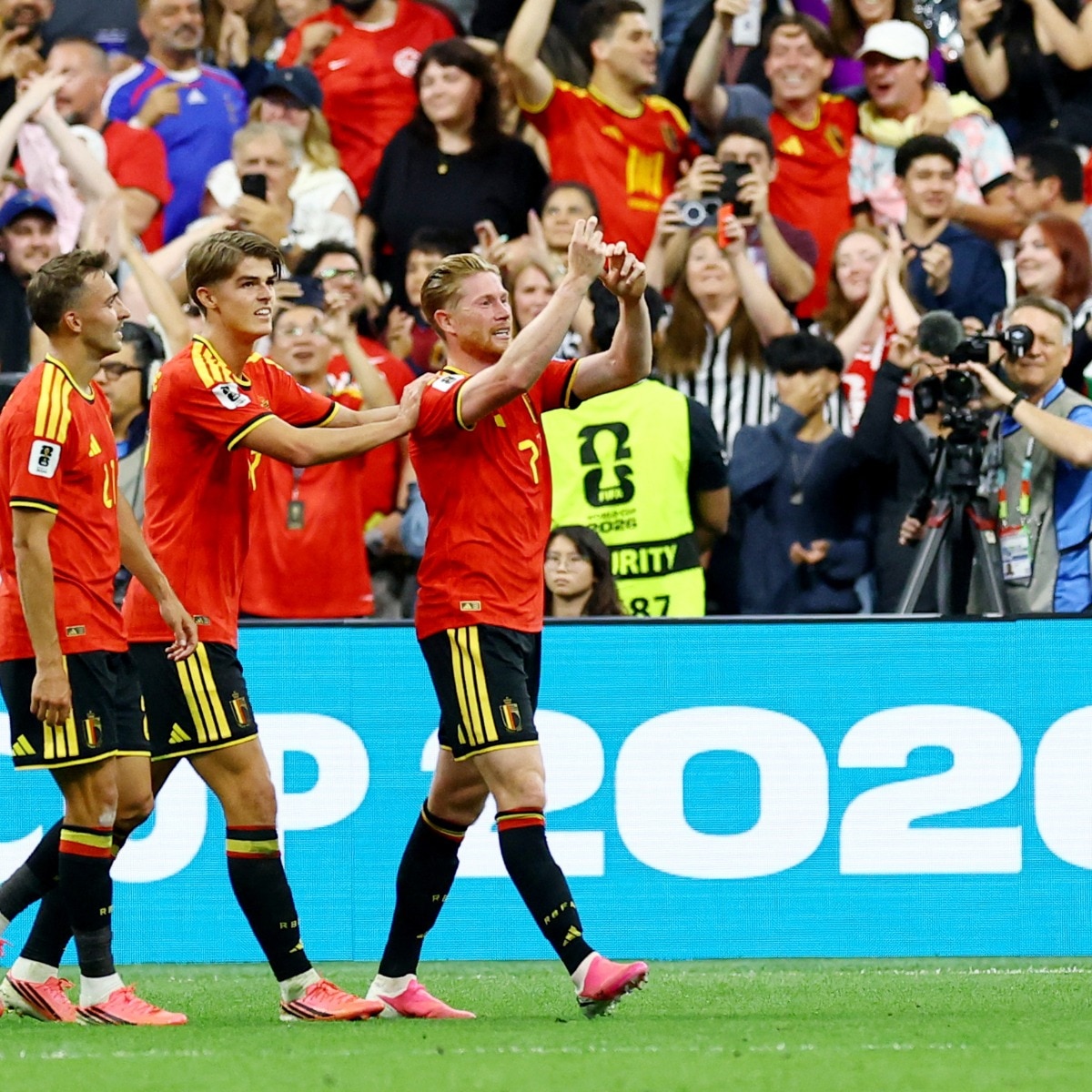 Belgium thrash NZ to reach knockouts, Iran face anxious wait after Egypt draw
