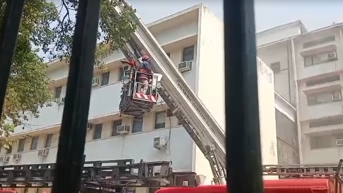 Fire breaks out at Education Ministry office building in Delhi's ITO