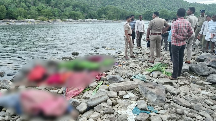 Five people drowned in Mandya