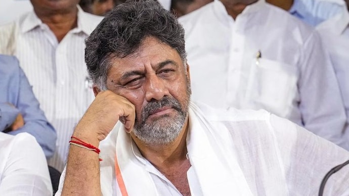 Fresh trouble brews for CM DK Shivakumar as ministers and leaders head to Delhi amid dissatisfaction over portfolio allocations.
