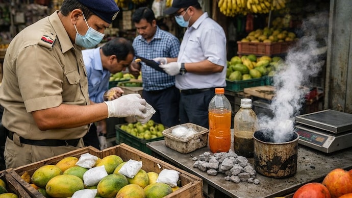 FSSAI clarified that newspapers should not be used even for absorbing excess oil from fried items. (AI Image) केमिकल से फल पकाना पड़ेगा भारी (AI- तस्वीर)
